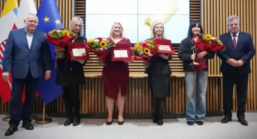 M-GOPS w Końskich z nagrodą wojewody. Doceniono wszechstronne wsparcie i innowacyjne działania na rzecz mieszkańców