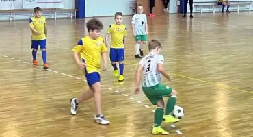 STĄPORKÓW. Zapraszają na turniej mikołajkowy dla najmłodszych adeptów piłki nożnej