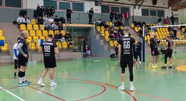 Na siatkarskich parkietach. Drużyny Fair Play Końskie rozegrają kolejne mecze ligowe