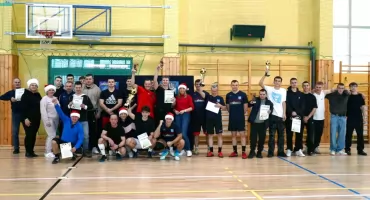 GOWARCZÓW. II Mikołajkowy Turniej o Puchar Burmistrza Miasta i Gminy rozstrzygnięty [ZDJĘCIA]