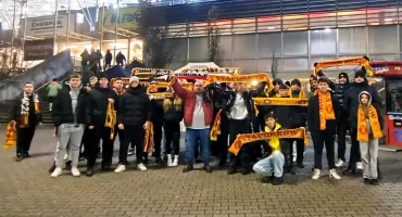 Ekipa ze Stąporkowa na Exbud Arenie w Kielcach. Wspierali Koronę z Mikołajem