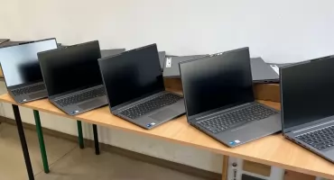 GMINA STĄPORKÓW. Sprzęt komputerowy dla szkół podstawowych. Z Krajowego Planu Odbudowy