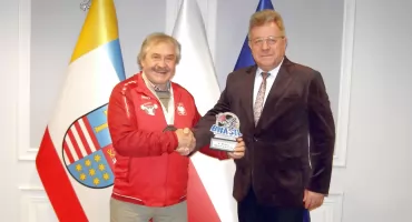 Mistrz świata z wizytą u wojewody. Edward Herkules Rożnowski doceniony przez władze świętokrzyskiego