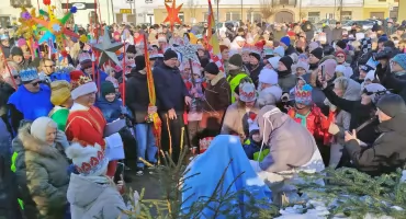 Dziesiąty Orszak Trzech Króli w Końskich. Finał święta odbył się na Placu Kościuszki [ZDJĘCIA]