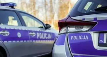 Wypadek w Końskich. 26-latka wymusiła pierwszeństwo i auta zderzyły się