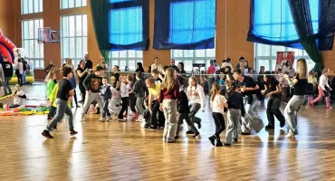 Gminne ferie zimowe w Radoszycach. Bezpiecznie, aktywnie i z profilaktyką [GALERIA ZDJĘĆ]