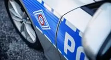 Poranny wypadek w Górnikach. Czołowe zderzenie dwóch samochodów osobowych