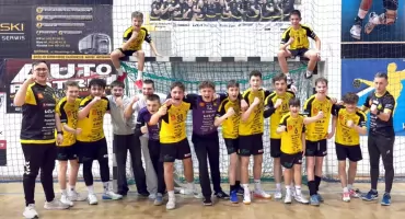 Piłka ręczna. Trwają rozgrywki w wojewódzkich ligach młodzieżowych z udziałem drużyn Olimpii Końskie i KSSPR Końskie