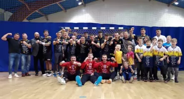 I liga piłkarzy ręcznych. Lider z Końskich zagra w stolicy. Czy zespół KSSPR Końskie przedłuży passę zwycięstw?