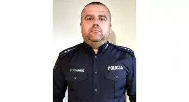 Aspirant Daniel Szymoniak, dzielnicowy z Komisariatu Policji w Stąporkowie