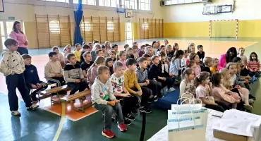 Bezpieczne gospodarstwo. Edukacyjne spotkanie z przedstawicielkami KRUS w szkole w Królewcu