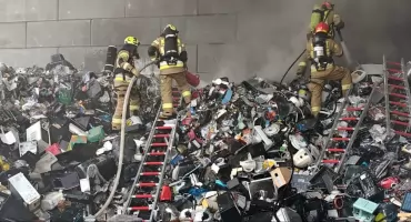 STĄPORKÓW. Pożar elektrośmieci. Ogień nie spowodował wydzielania trujących gazów