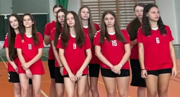 Koszykarki z PSP nr 2 w Stąporkowie awansowały do finału wojewódzkiego!