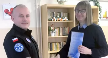 Powiat konecki stawia na bezpieczeństwo. Cykl ratowniczych szkoleń w DPS Cichy Zakątek rozpoczęty