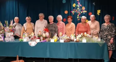 GMINA GOWARCZÓW. Seniorki Seniorom - wolontariacka lokalna akcja Wielkanocna w Gowarczowie
