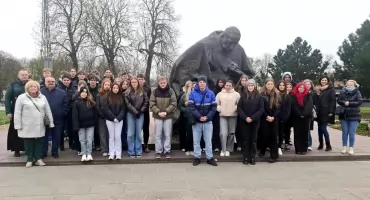 Maturzyści ze Stąporkowa u stóp Jasnej Góry. Przygotowywali się duchowo do egzaminu dojrzałości