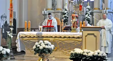 KOŃSKIE. Modlili się za poległych w katastrofie lotniczej na lotnisku Smoleńsk-Siewiernyj