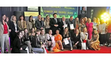 KOŃSKIE. Kobieta na krańcu świata w… Kanadzie. Międzyszkolny Konkurs Fryzjerski rozstrzygnięty