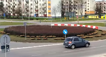 KOŃSKIE. Kolizja w samo południe na słynnej patelni. Znów to samo...