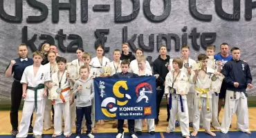Konecki Klub Karate Kyokushin nie zawodzi. Koneccy zawodnicy przywieźli grad medali ze Starachowic i Kobierzyc
