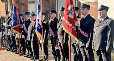 RADOSZYCE. Dzień Strażaka z Niuńkiem w roli głównej