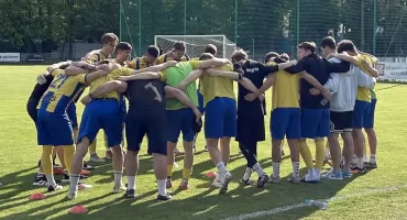 KEEZA 4 Liga świętokrzyska. Neptun Końskie kończył środowy mecz w dziesiątkę!