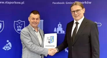 STĄPORKÓW. Rozpoczynają budowę kanalizacji sanitarnej. Mogą pojawić się utrudnienia związane z ruchem drogowym i pieszym