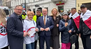 Presja ma sens! Ministerstwo wycofuje się z części zmian w systemie SENT