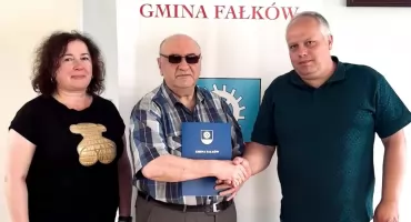 W Budach powstanie nowa świetlica wiejska. Gmina Fałków podpisała umowę