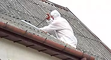 GMINA RADOSZYCE. Uzyskali dofinansowanie na usuwanie azbestu i wyrobów zawierających azbest