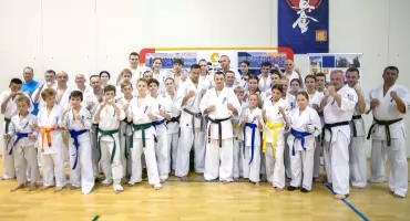 Trening z Mistrzem. Kolejne edycje zajęć zawodników Koneckiego Klubu Karate Kyokushin za nami