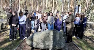 Historyczna podróż śladem majora Hubala, jego żołnierzy i bohaterskich walk stoczonych z Niemcami podczas II wojny światowej