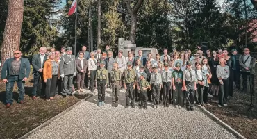 Pamięć, która trwa. Uroczystość ku czci ofiar poległych w 1939 roku w bitwie pod Krasną [GALERIA ZDJĘĆ]
