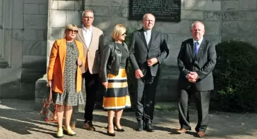 KOŃSKIE. Główny konserwator zabytków u świętego Mikołaja. Podziwiała roboty, obiecała kolejne finanse