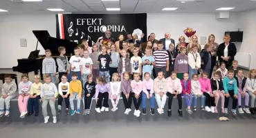 RADOSZYCE. Efekt Chopina. Przybliżyli młodym odbiorcom piękno muzyki klasycznej
