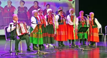 KOŃSKIE. Rubinowe wesele, czyli 40-lecie artystycznej drogi Rogowianki