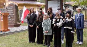 GMINA RADOSZYCE. Uroczystości poświęcone pamięci Hubala i mieszkańców w Zychach